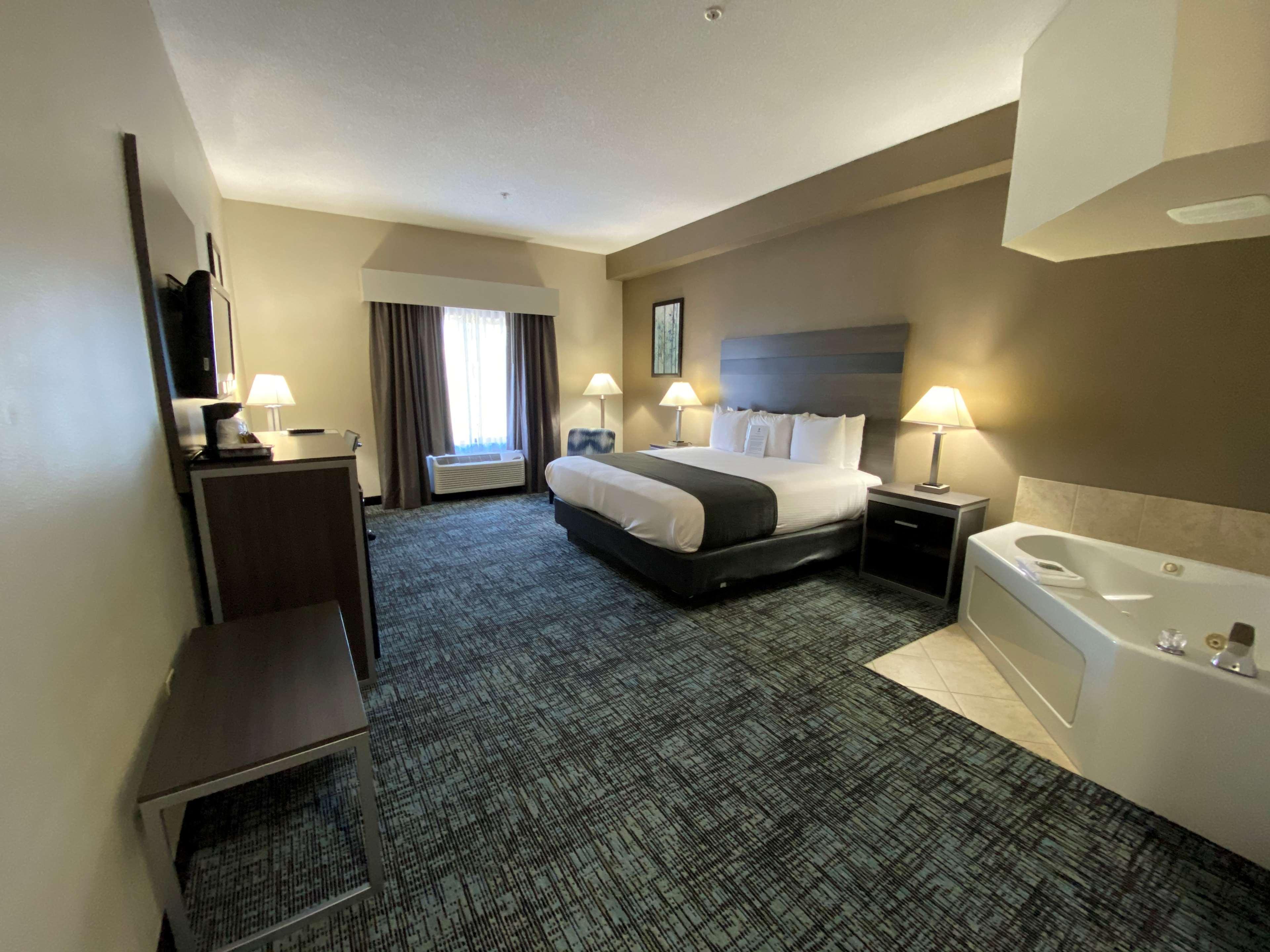 Best Western Smithfield Inn Exterior photo
