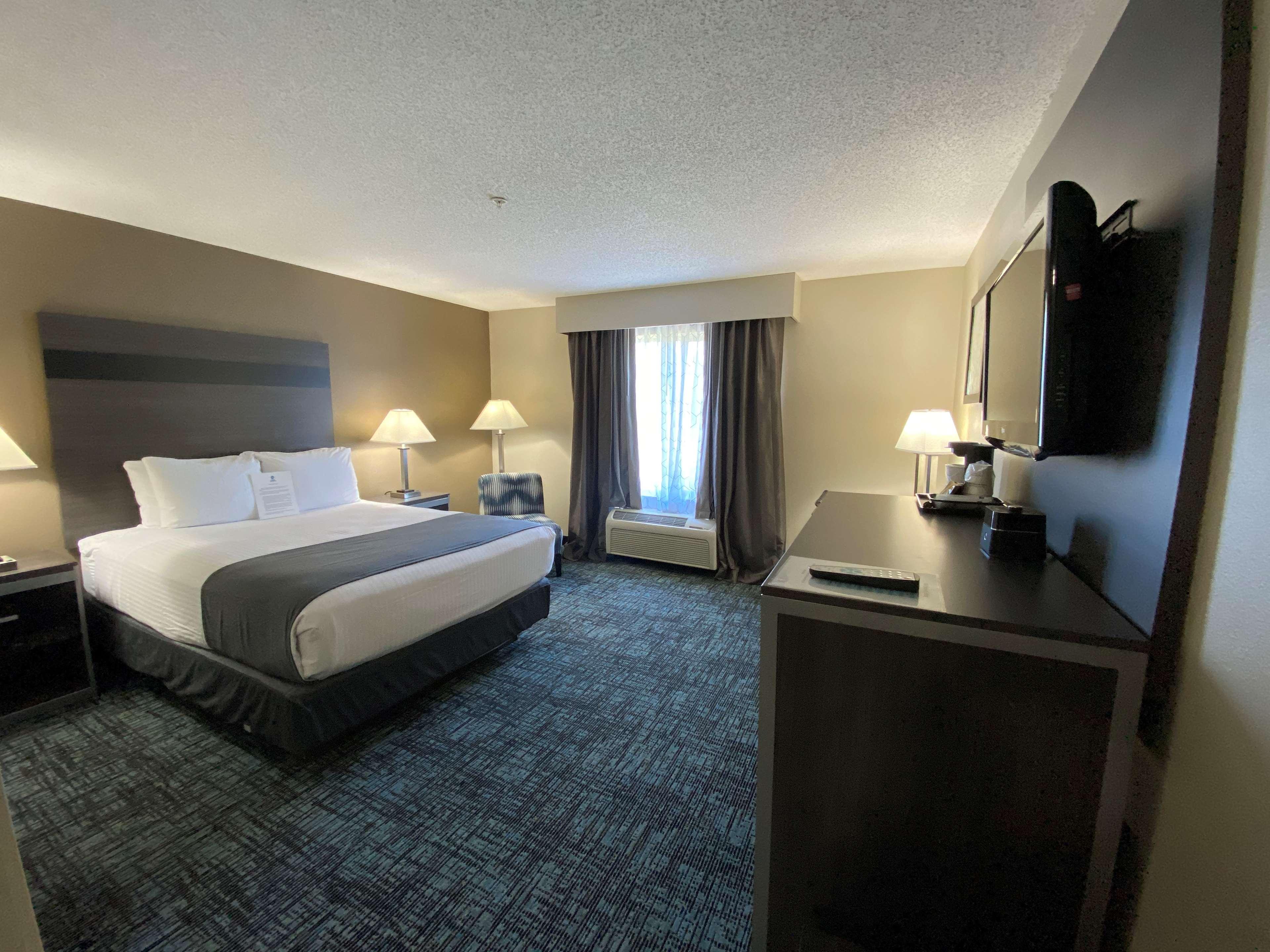 Best Western Smithfield Inn Exterior photo