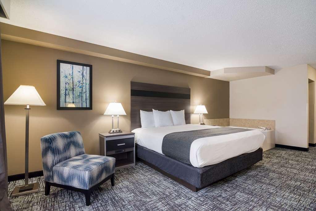 Best Western Smithfield Inn Room photo