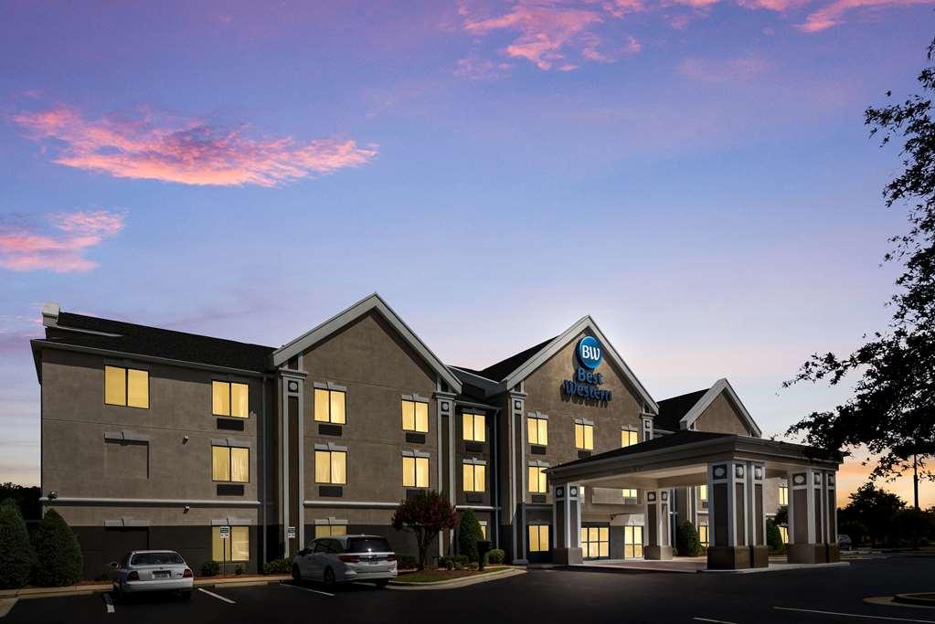 Best Western Smithfield Inn Exterior photo